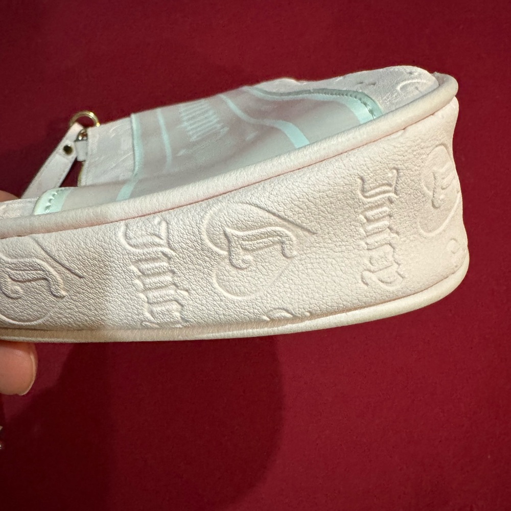 Juicy Couture Light Pink Shoulder Bag with Gold Chain - Picture 4 of 7